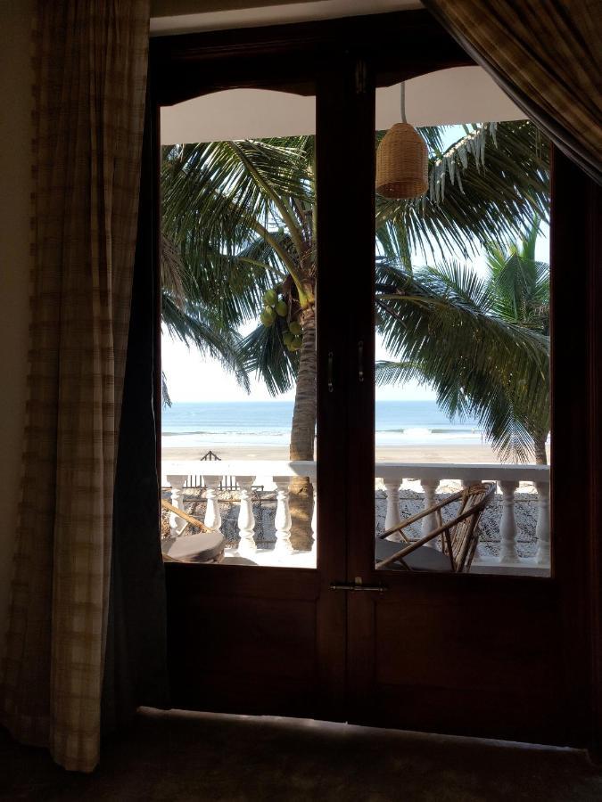 Silent Beach Resort Mandrem Buitenkant foto