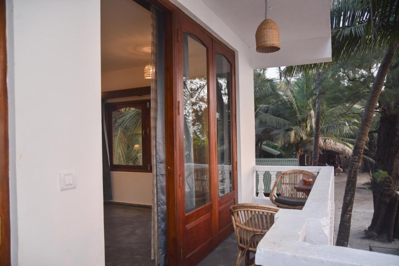 Silent Beach Resort Mandrem Buitenkant foto