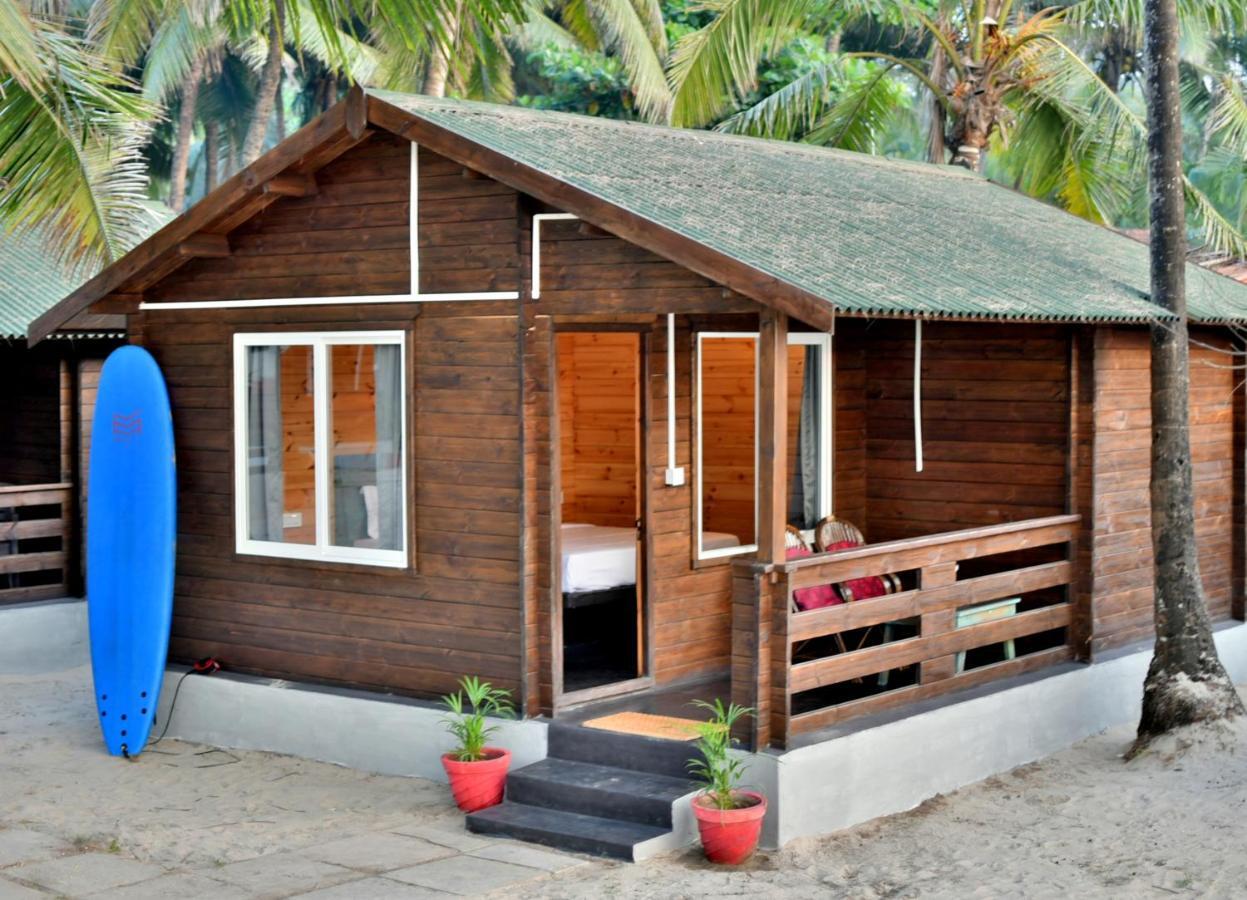 Silent Beach Resort Mandrem Buitenkant foto