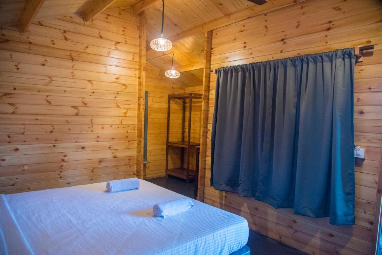 Silent Beach Resort Mandrem Buitenkant foto
